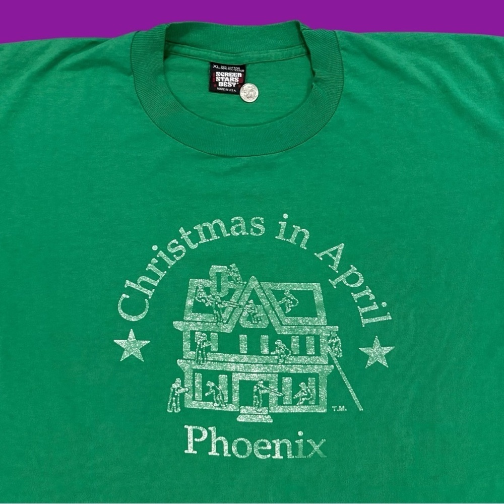 Vintage 90s Christmas in April Tee - Picture 3 of 4